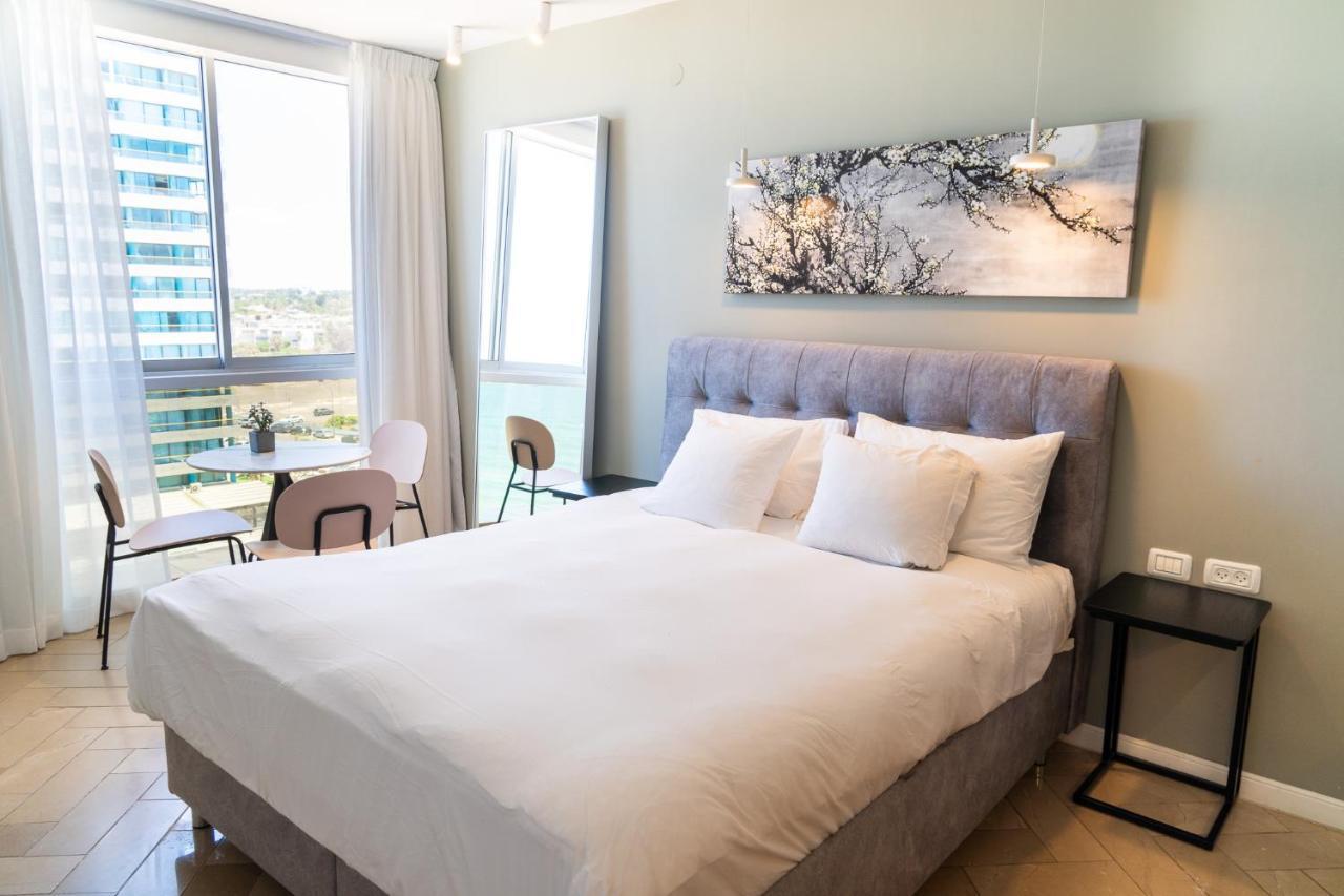 Lex Home In A Luxury Hotel Herzelia Exterior foto